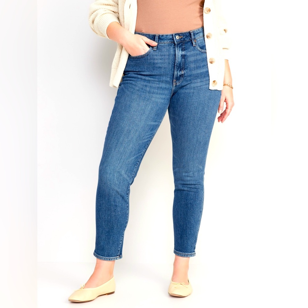 Old Navy super stretch OG straight jeans size 6